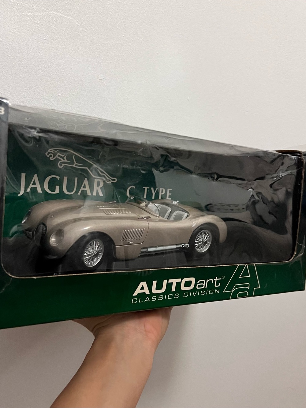 AutoArt 1951 JAGUAR C-TYPE 1/18